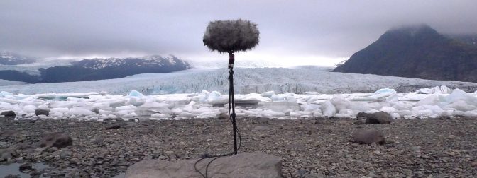 Koenraad-Ecker-Field-recording-Iceland-672x252